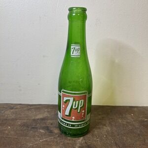 7 Up You Like It It Likes You 7 Oz Vintage Pop Bottle Holland, Michigan